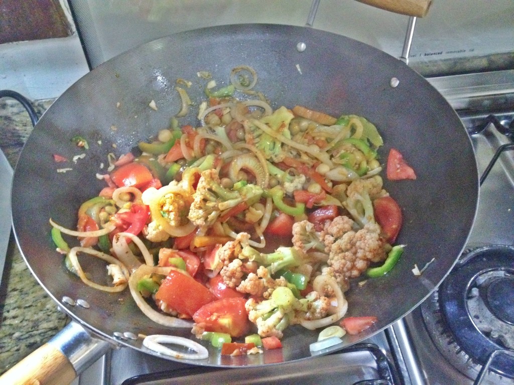 paella de legumes, paella, alimentação